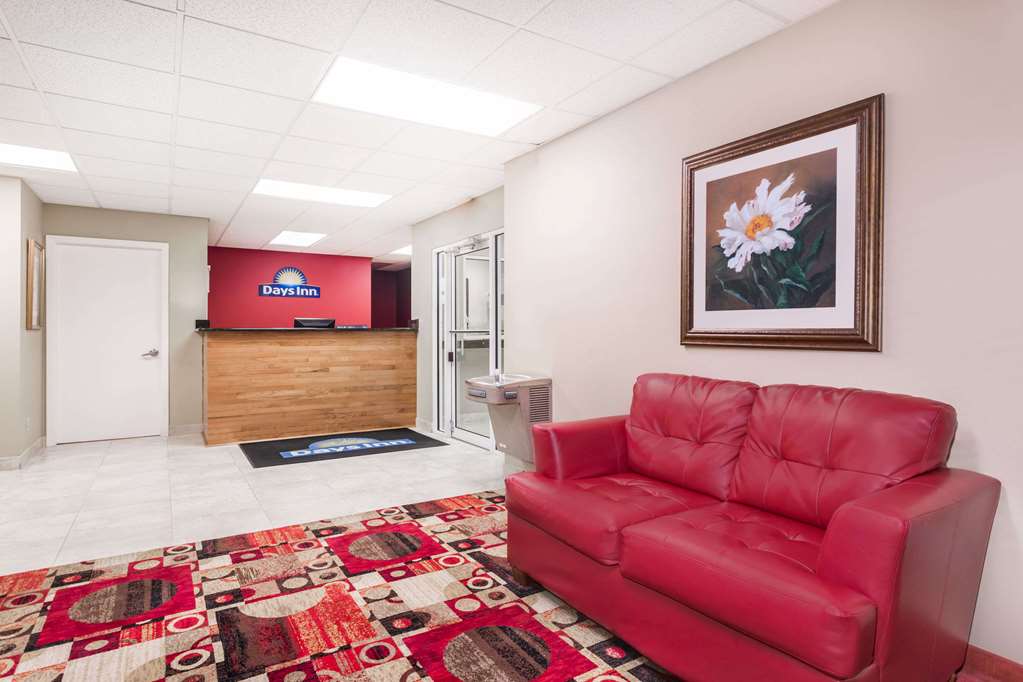 Days Inn by Wyndham Trenton - photo 2