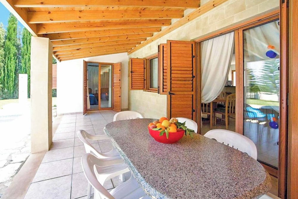 Villa Fostira