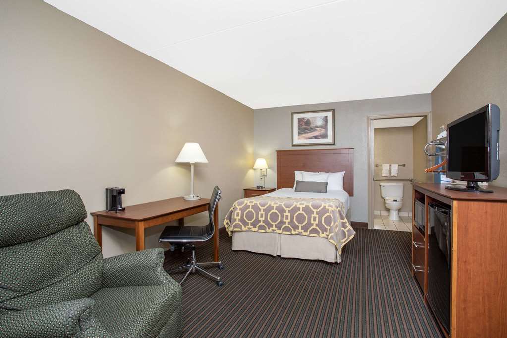 Baymont by Wyndham Hays - photo 20