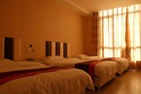 JUNYI Hotel Jiangsu Wuxi Yixing Guibin Avenue - carbon neutral hotel in Yixing