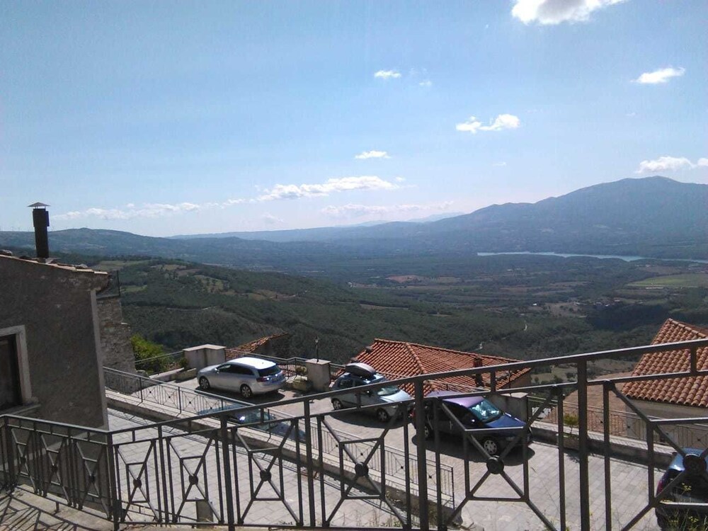 Il Castello - carbon neutral hotel in Viggiano