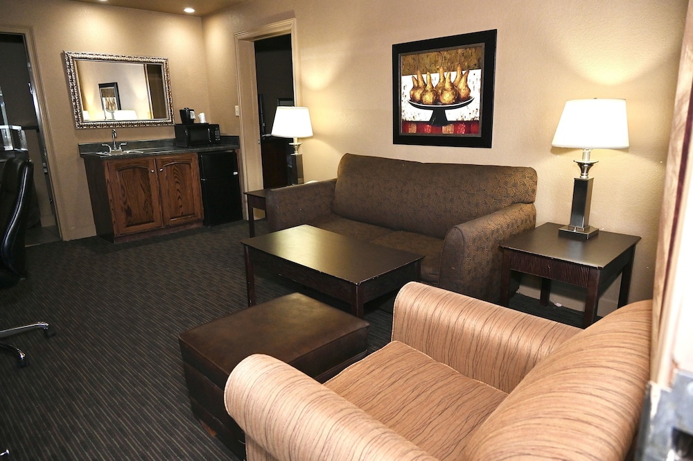 Fortune Inn And Suites Newport - photo 53