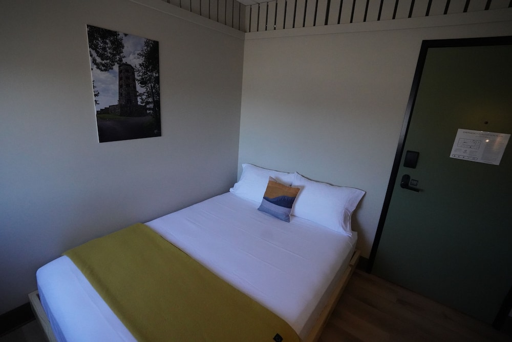 Zenith Basecamp - photo 24