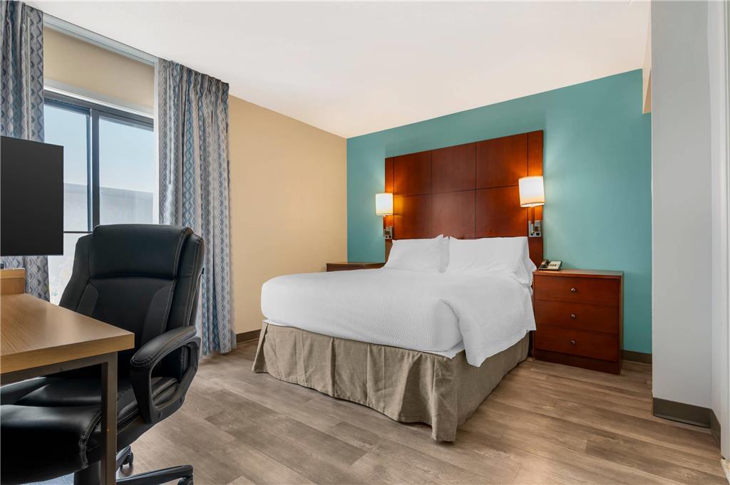 MainStay Suites St. Louis Galleria - photo 16