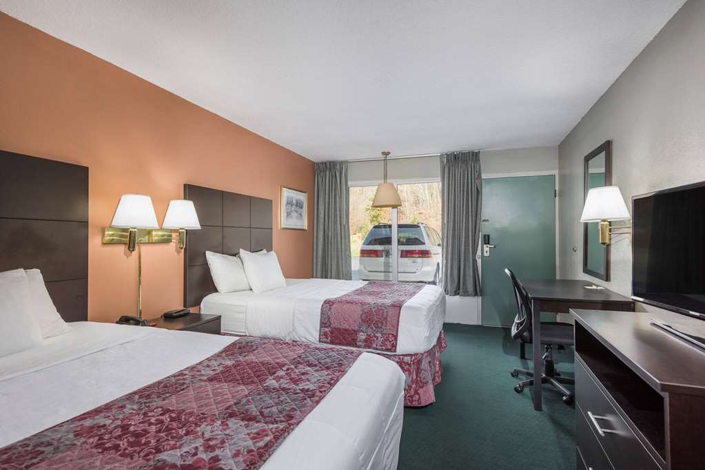 Days Inn by Wyndham Jellico Tennessee State Line - photo 6