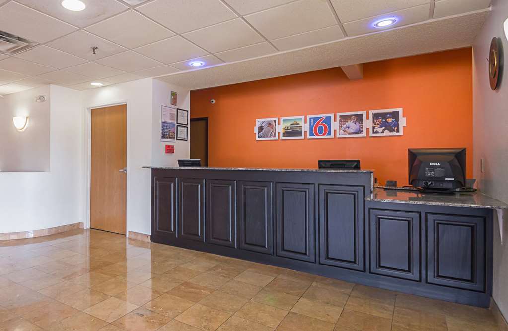 Motel 6 Dallas Irving DFW Airport South - photo 25