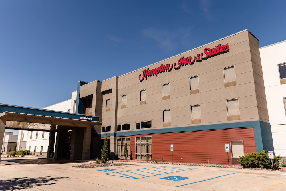 Hampton Inn & Suites Scottsbluff Conference Center - featured photo