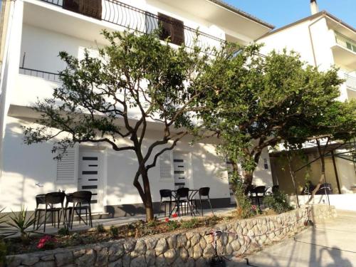 Ferienwohnung in Podgora mit Meerblick Terrasse Klimaanlage W LAN 4492 3 — 4-Star Luxury Hotel in Podgora, Croatia
