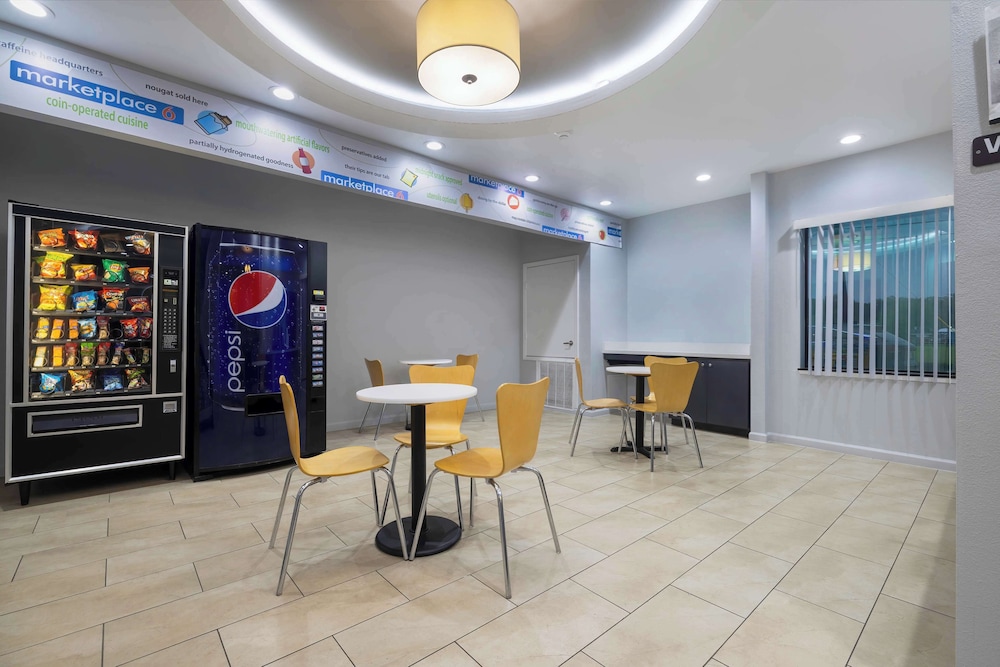 Studio 6 Suites Texas City Tx I 45 South - photo 30