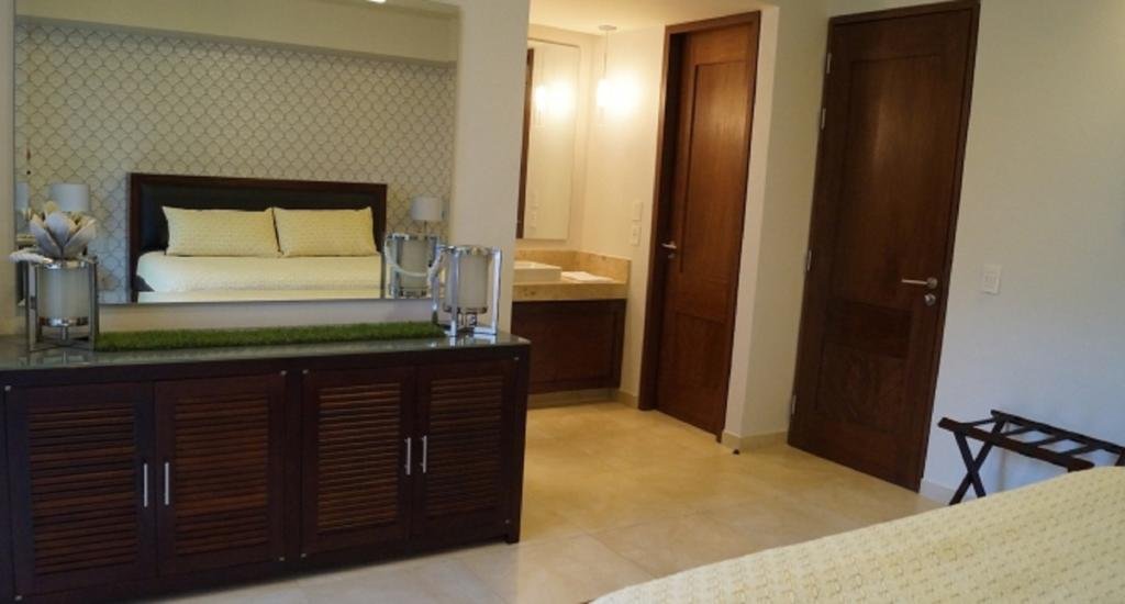 V177 Condominiums — 4-Star Luxury Hotel in Puerto Vallarta, Mexico