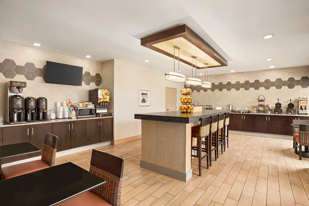 La Quinta Inn & Suites by Wyndham Richmond Midlothian - photo 7