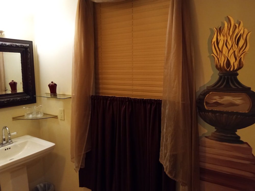 All Season's Groveland Inn - photo 21