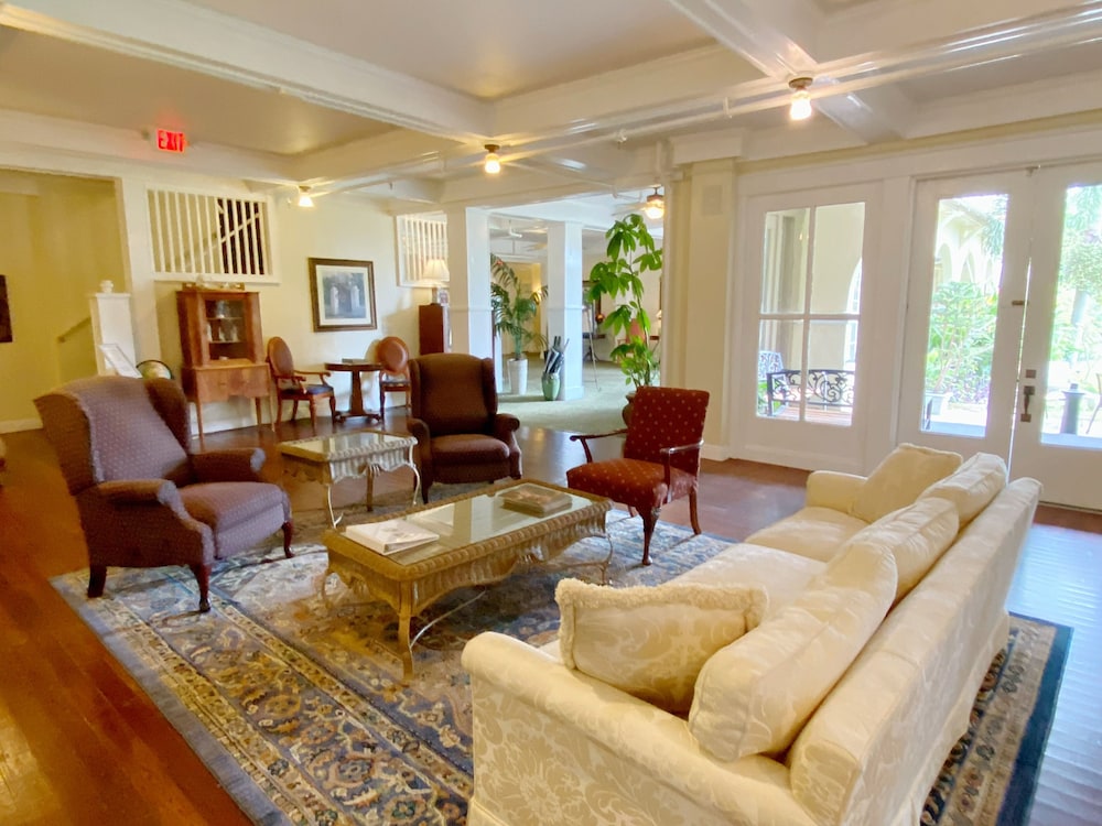 Crystal Bay Historic Hotel - photo 4