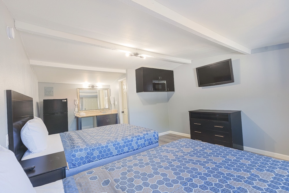 Sands Inn Winnie - photo 17