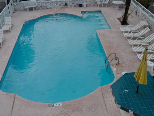 The Diplomat Family Motel - photo 2