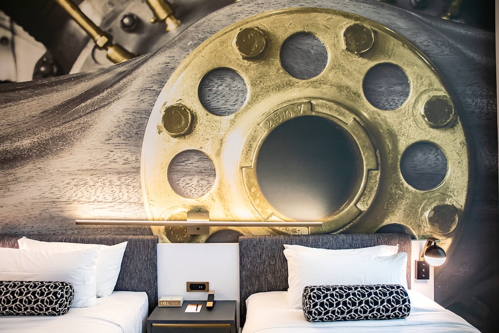 Hotel Indigo St. Louis Downtown by IHG - photo 10