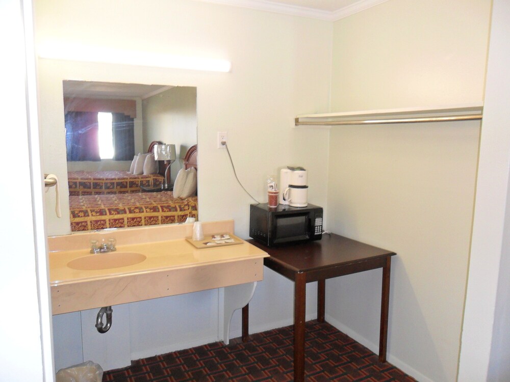A Ok Motel - photo 38