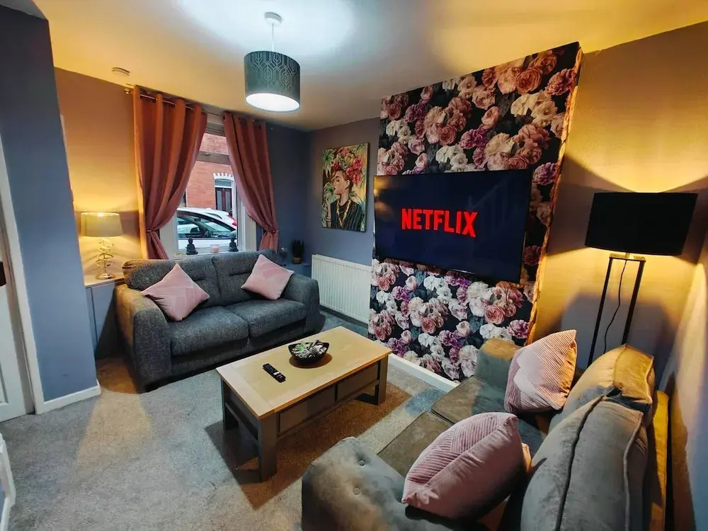 2BR Fortuna Meadow in Belfast, United Kingdom