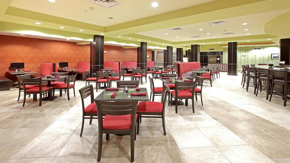 Holiday Inn Garland by IHG - photo 37