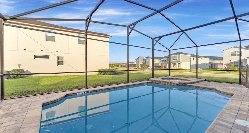 Family Oasis: Pool Jacuzzi & Resort Access - photo 26