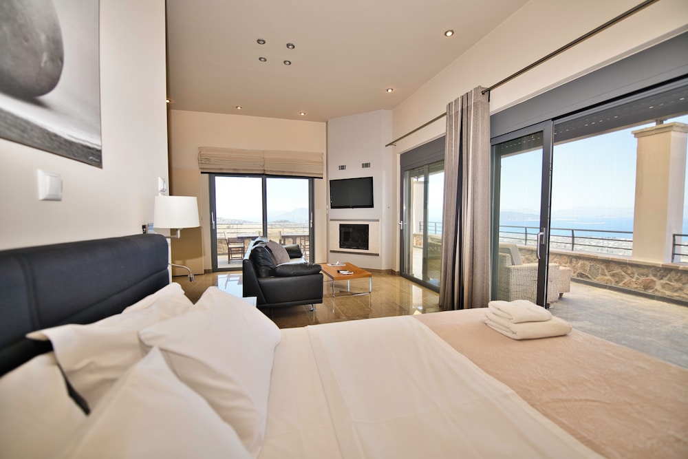 Villa Marini — 4-Star Luxury Hotel in Aegina, Greece