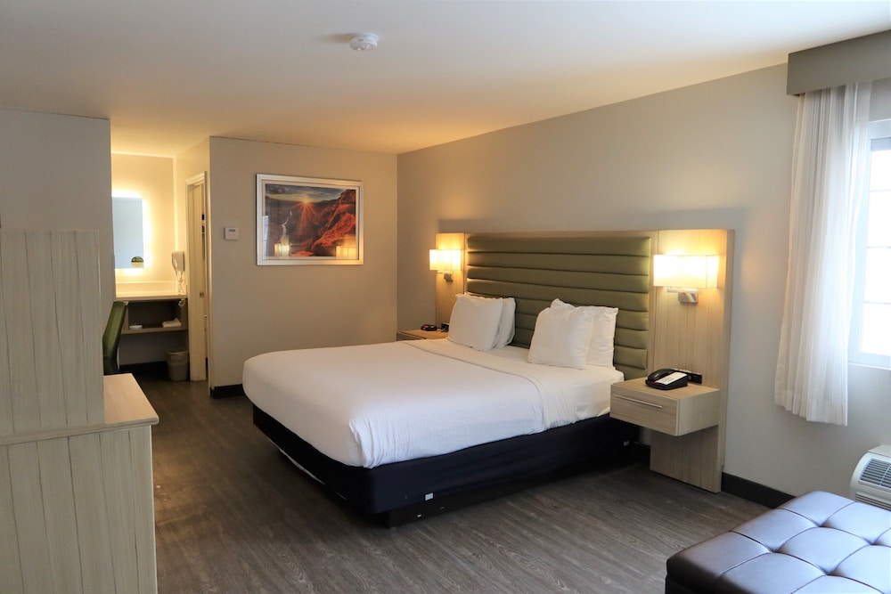 GreenTree Inn Flagstaff - photo 10