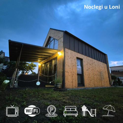 Amber Barn Bursztynowa Stodoła Noclegi u Loni w zacisznym centrum nad morzem z parkingiem in Pobierowo, Poland