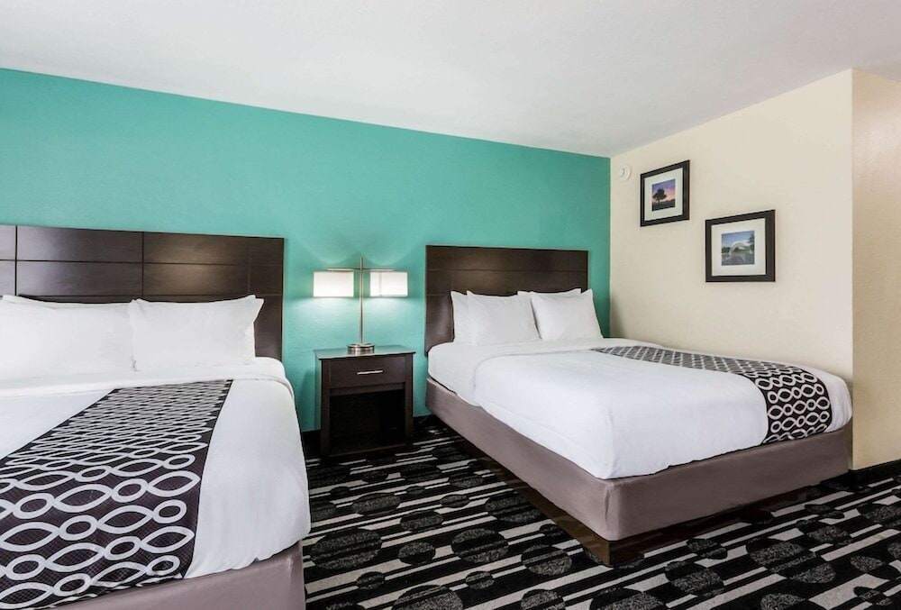 Bricktown Hotel & Extended Stay - photo 14
