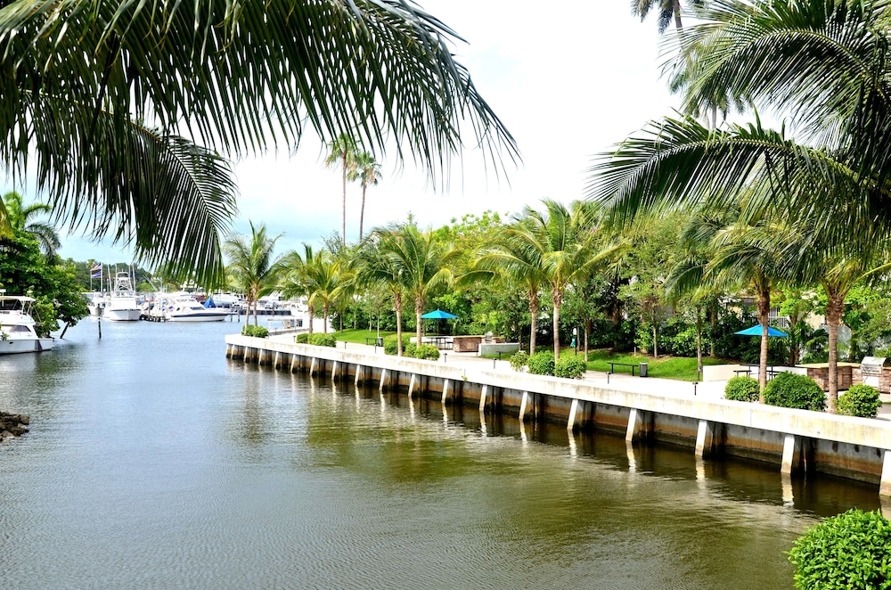 Riviera Luxury Living at River Oaks Marina and Tower - photo 58