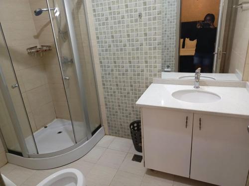Smart Elegant Three Bedroom Apartment With Swimming Pool Fully Equipped Gym Child Play Area Proximity To Shopping Malls And Great Breathtaking Views
