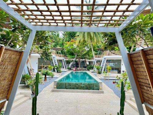 Chill Lay Resort Donsak in Don Sak, Thailand