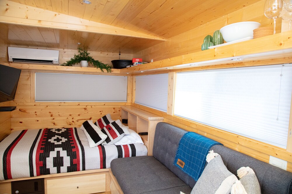 Trail and Hitch Tiny Home Hotel and RV - photo 16