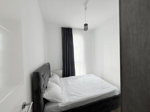 Green Diamond 3 Bedroom