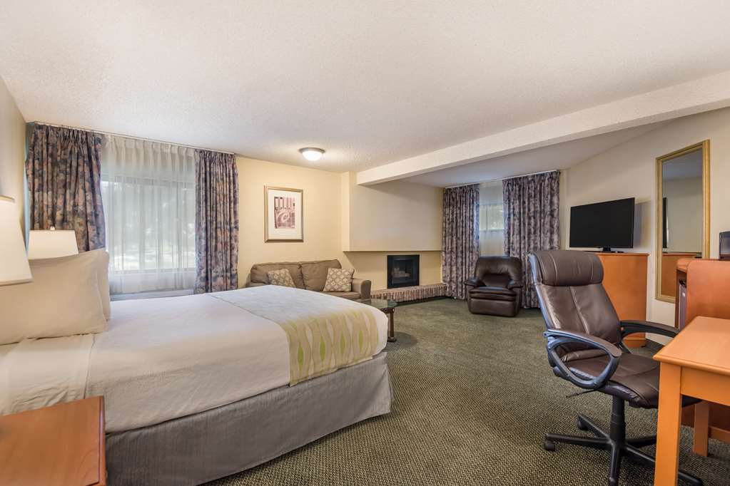 SureStay Plus Hotel by Best Western Reno Airport - photo 13