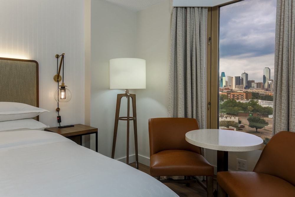 Sheraton Suites Market Center Dallas - photo 4