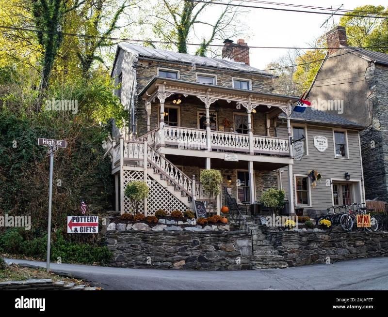 Town's Inn - photo 11