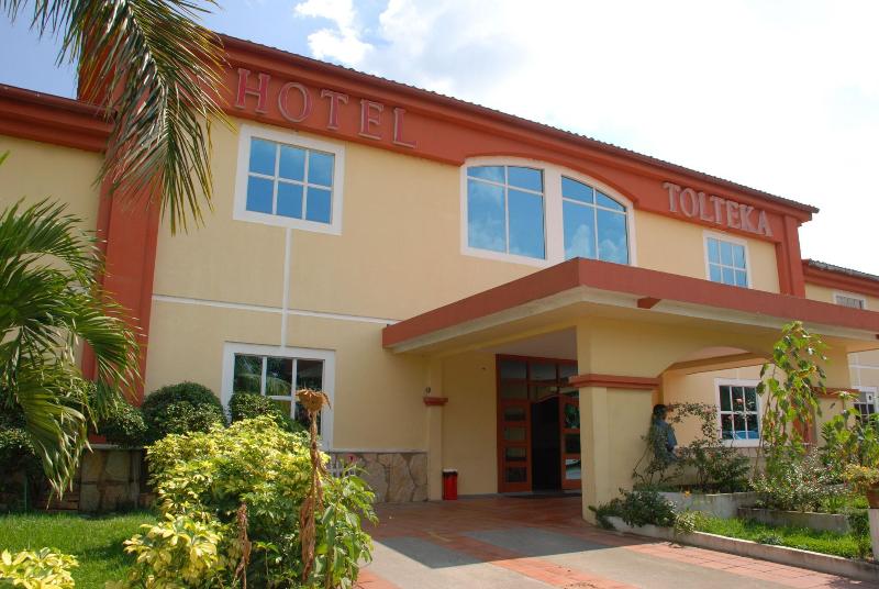 Tolteka Plaza in Santa Ana, El Salvador