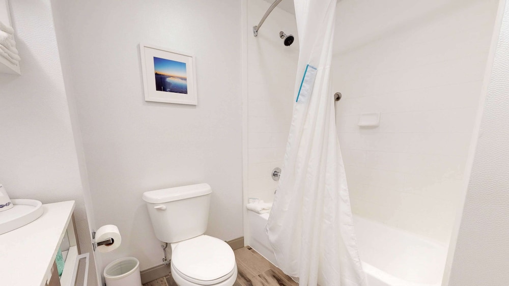 Hampton Inn St. Simons Island - photo 14