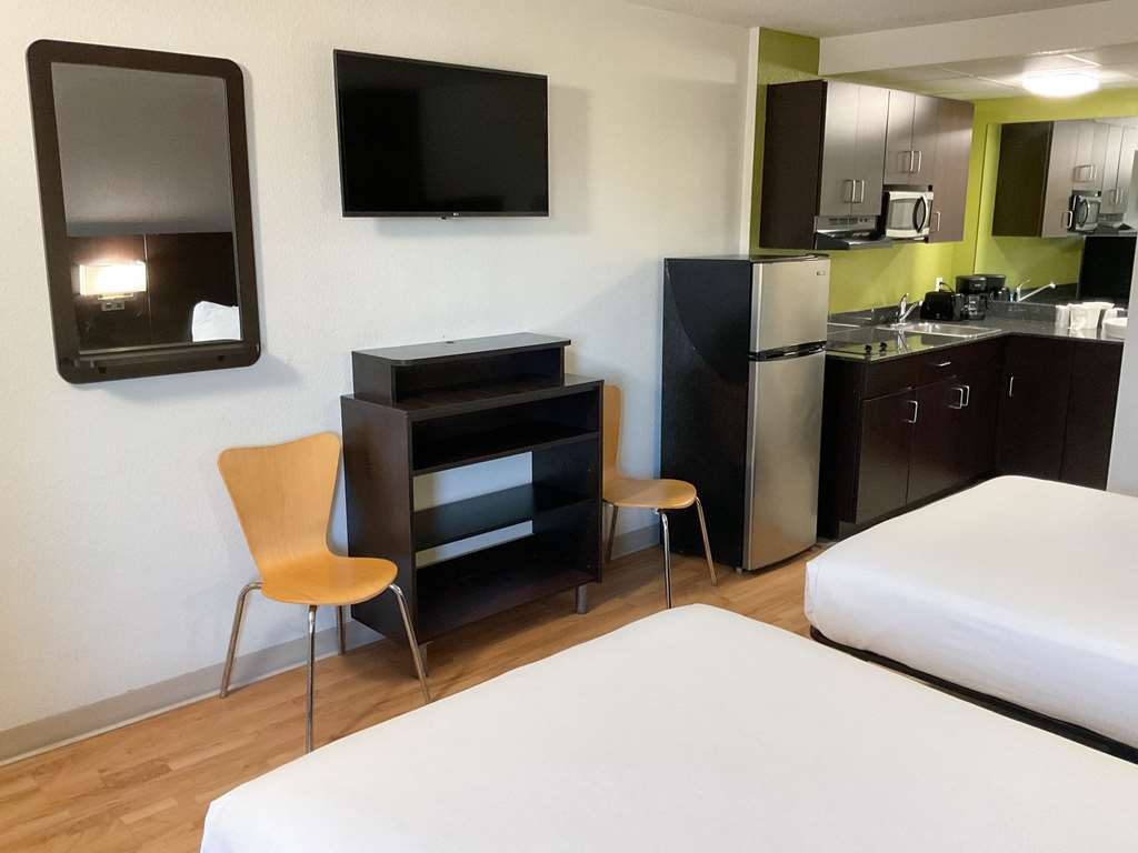 Motel 6 Columbus GA Downtown - photo 2