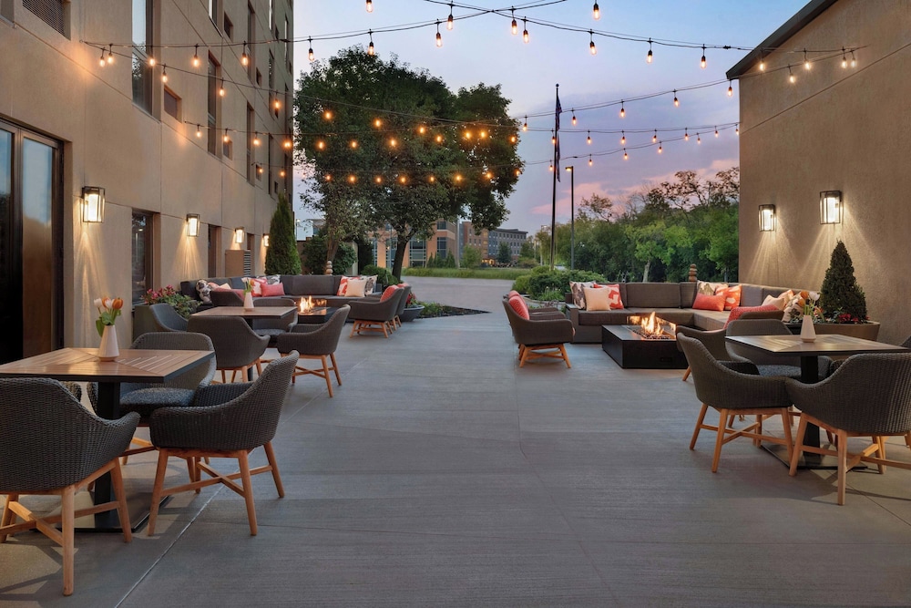 Madison Marriott South - photo 65
