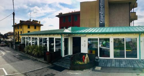 Albergo Giardinetto - last minute hotel in Bergamo