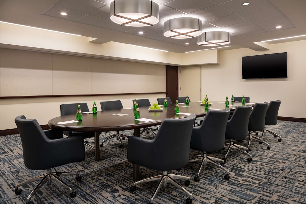 Embassy Suites by Hilton New Orleans - photo 55