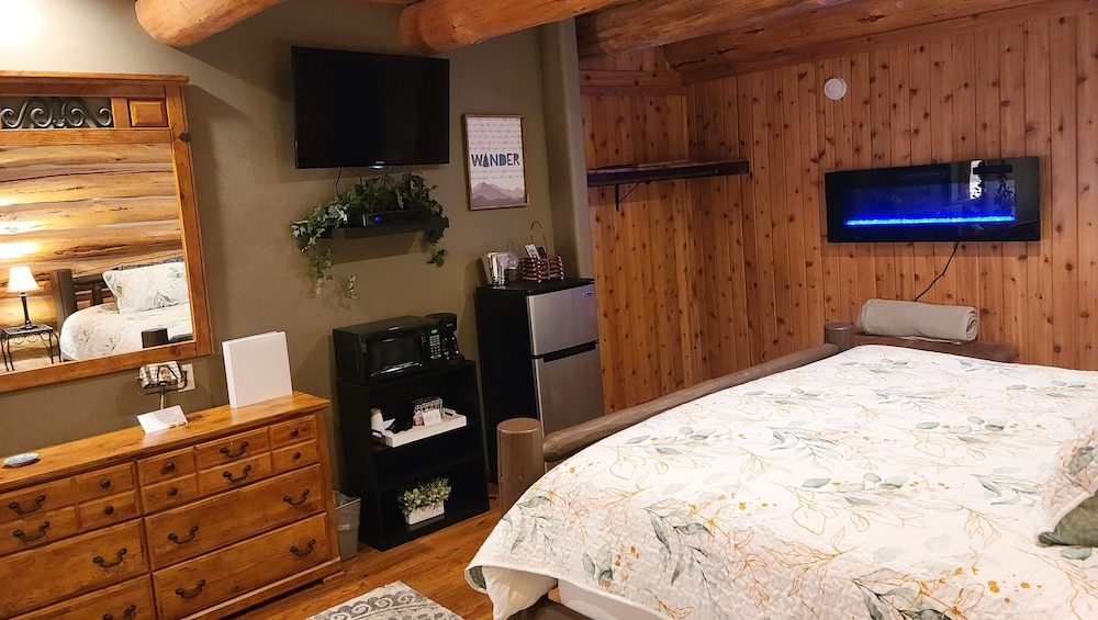 Dodge Peak Lodge - photo 17