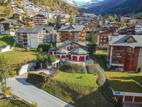Villa Octogon Free Parking Wii SportArena — 4-Star Luxury Hotel in Leukerbad, Switzerland