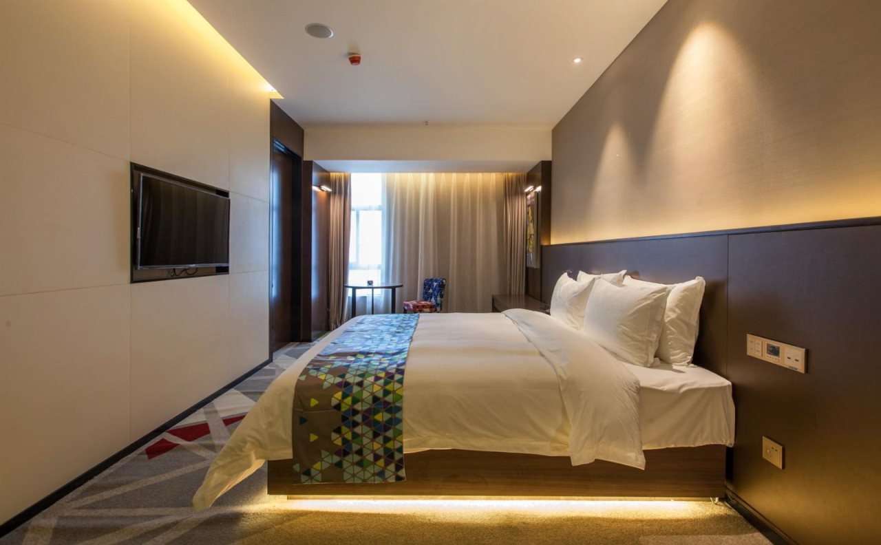 Feature Hotel - last minute hotel in Wuhan