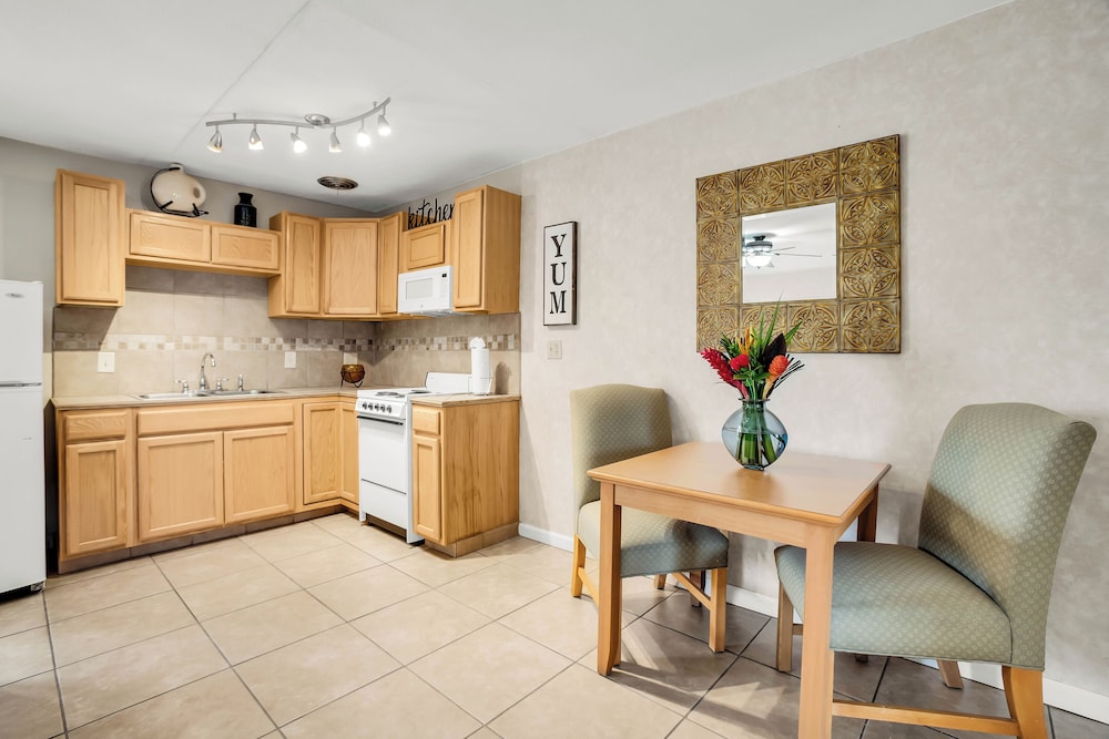 Inn at Deep Canyon - photo 35