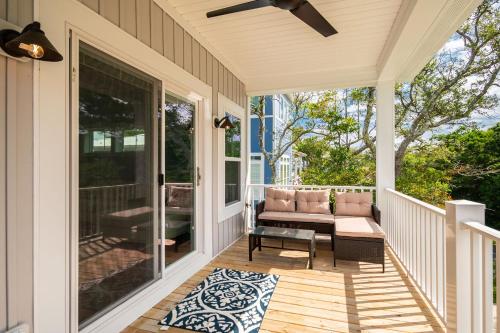 Paradise Pointe by Oak Island Accommodations - photo 25