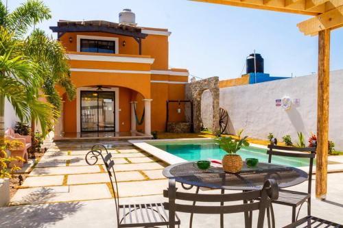 Casa Flamingos Altabi — 4-Star Luxury Hotel in Merida, Mexico