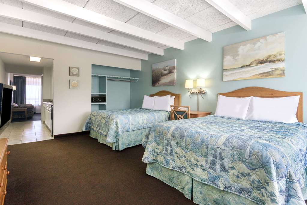 Days Inn & Suites by Wyndham Jekyll Island - photo 23