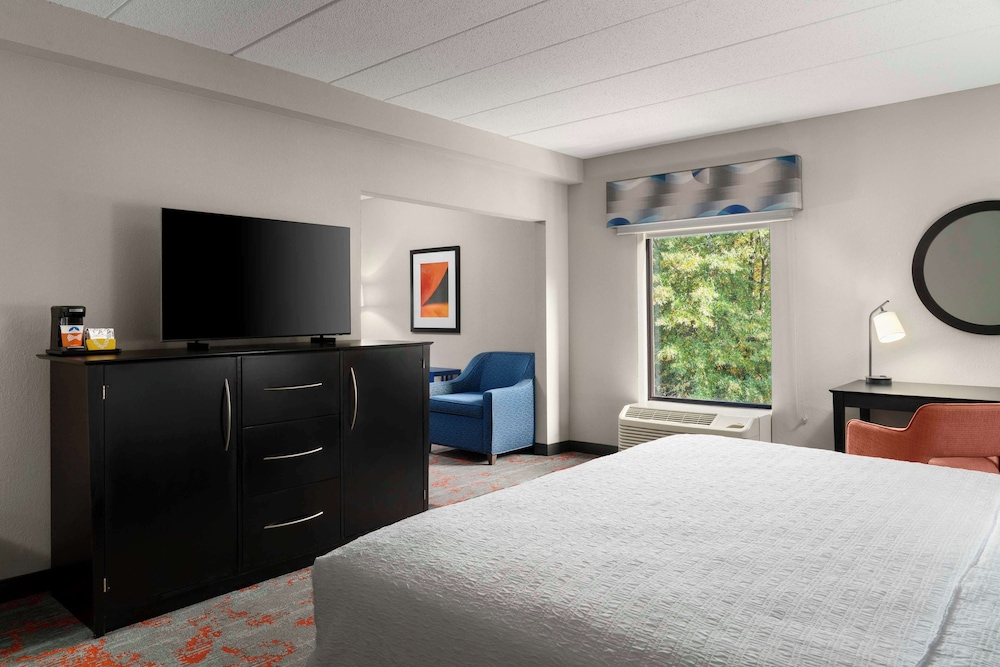 Hampton Inn Stafford Quantico & Conference Center - photo 17